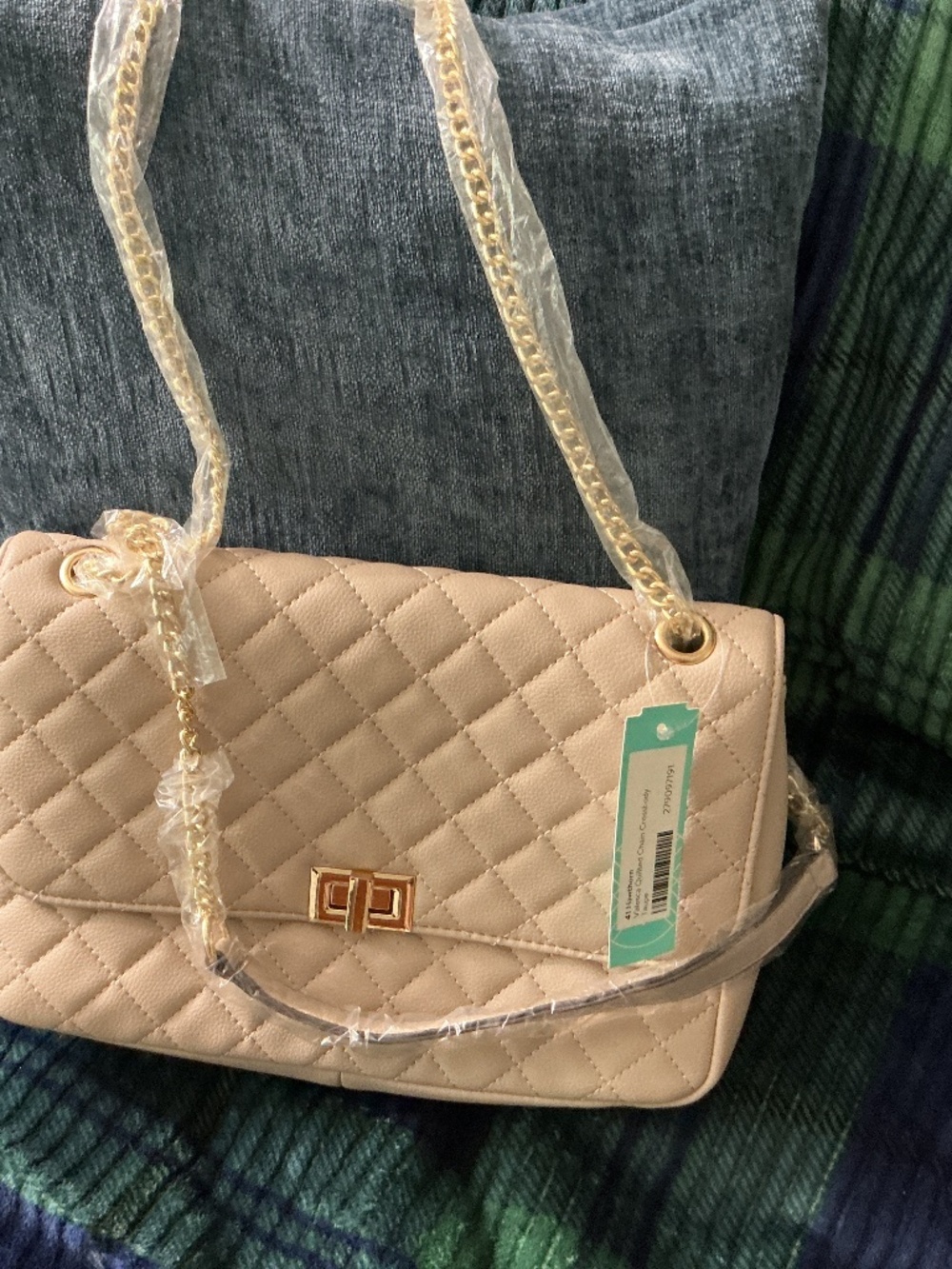 41 Hawthorne Valesca Quilted Chain Crossbody Purse
